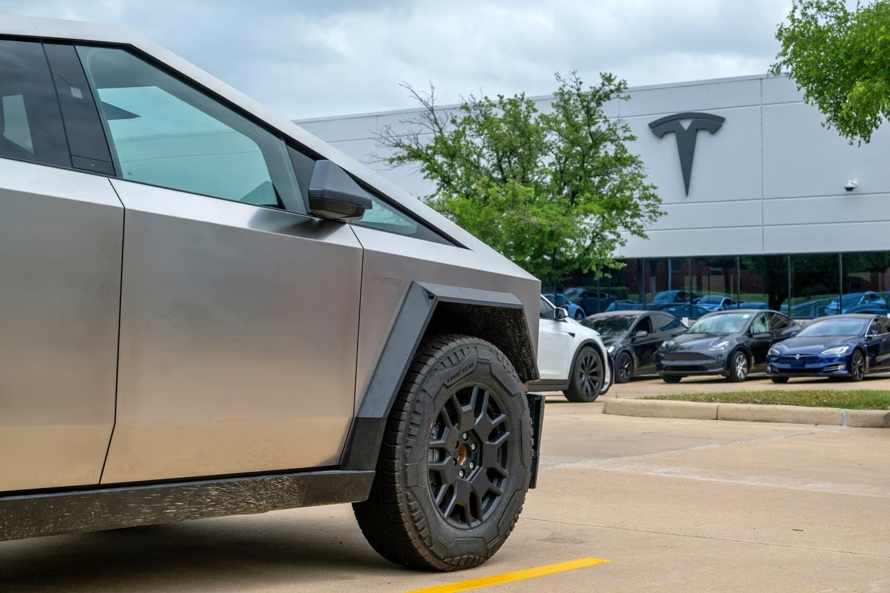 What Happened: The Tesla Cybertruck's Steering is Fixed